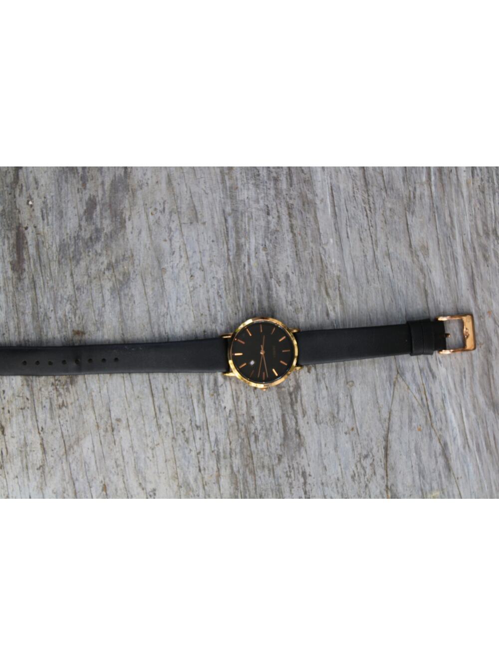 Skmei Men's Minimalist Quartz Business Watch